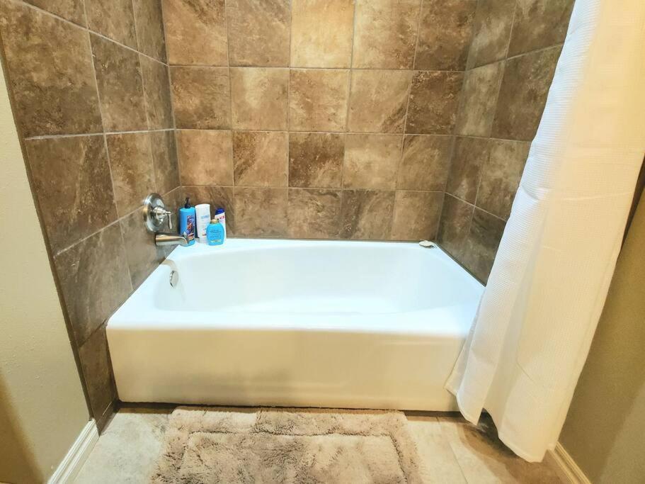 The Greenhouse - 3Bed 2Bath Home In Tahlequah, Ok Kültér fotó